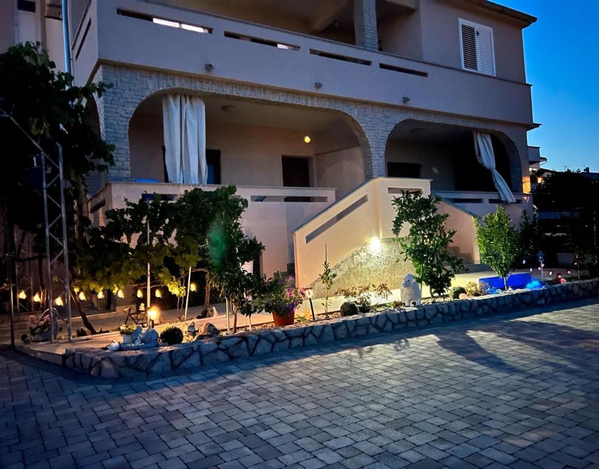 Kabashi Apartment Krk Town Zewnętrze zdjęcie